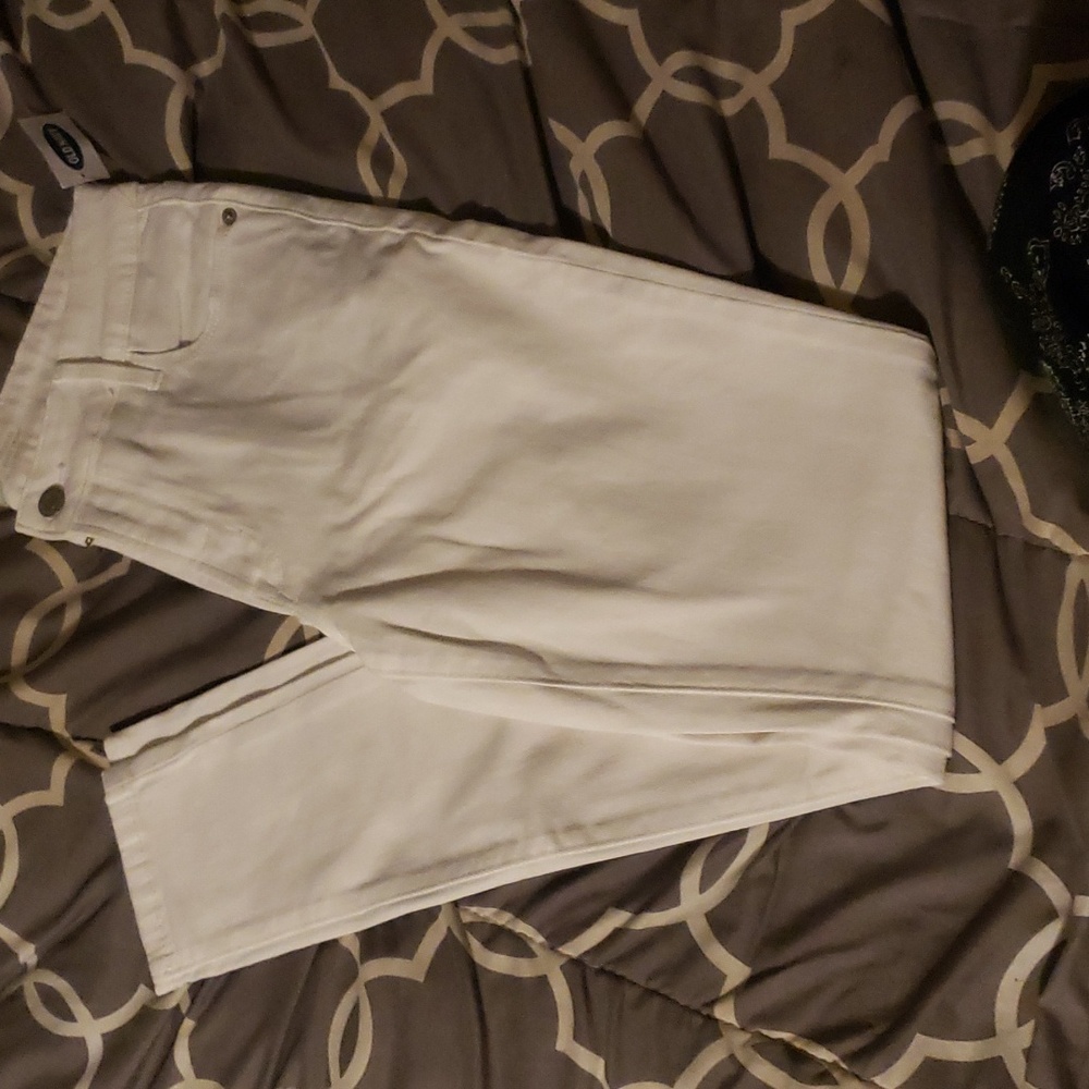 NWT Old navy white midrise super skinny jeans